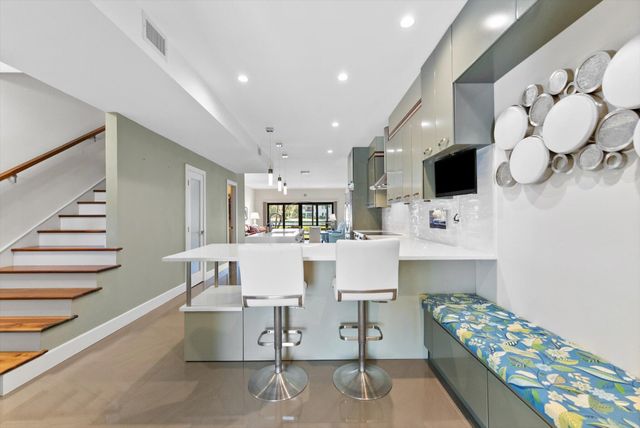 1301 N Riverside Drive 10, Pompano Beach, FL 33062