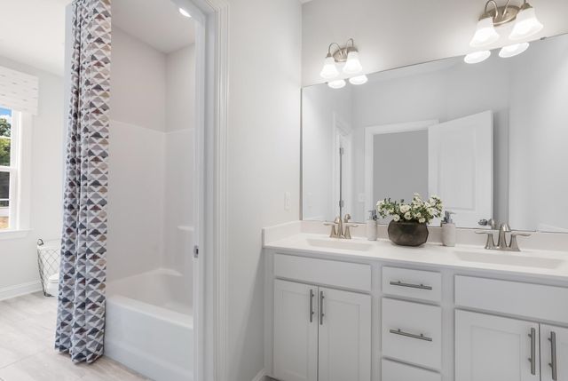 200 Saulston Road, Apex, NC 27539
