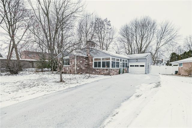 117 Torrington Drive, Brighton, NY 14618