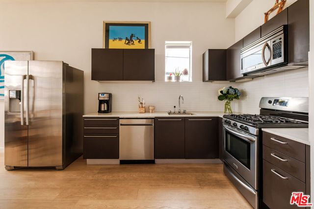 1912 Broadway 205, Santa Monica, CA 90404