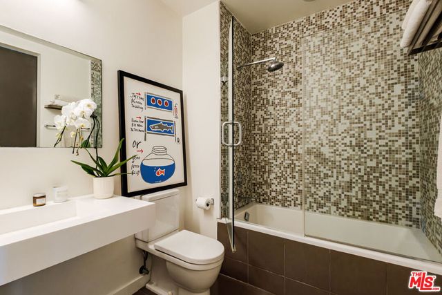 1912 Broadway 205, Santa Monica, CA 90404