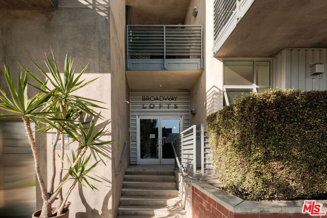 1912 Broadway 205, Santa Monica, CA 90404