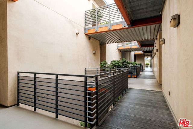 1912 Broadway 205, Santa Monica, CA 90404