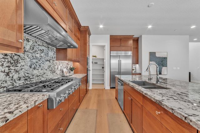 3653 Manzanita Way, Folsom, CA 95630