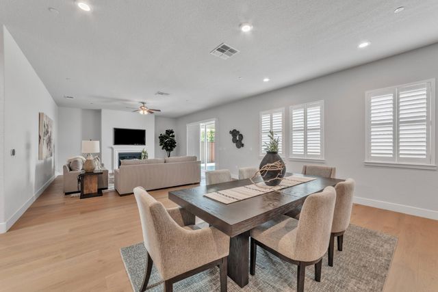 3653 Manzanita Way, Folsom, CA 95630