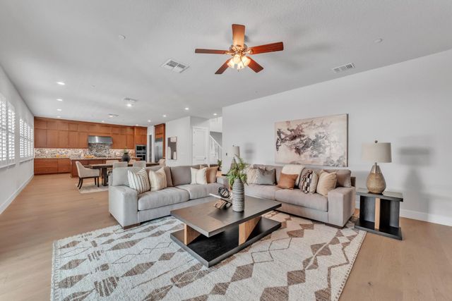 3653 Manzanita Way, Folsom, CA 95630