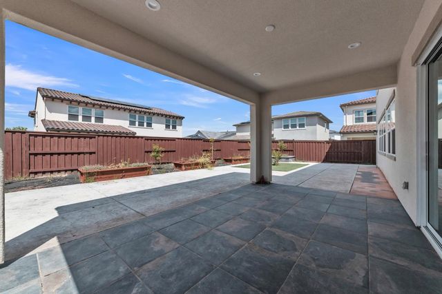 3653 Manzanita Way, Folsom, CA 95630