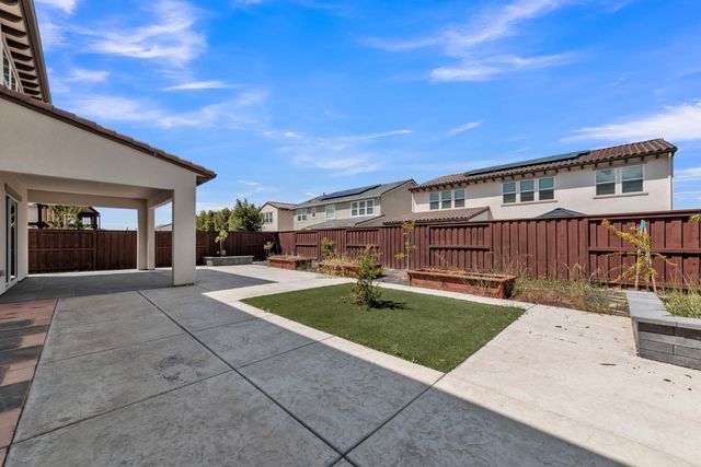 3653 Manzanita Way, Folsom, CA 95630