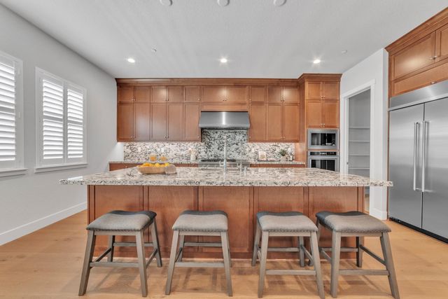 3653 Manzanita Way, Folsom, CA 95630