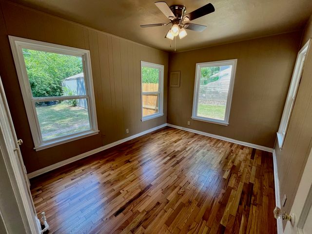 7412 Davenport Avenue, Fort Worth, TX 76116