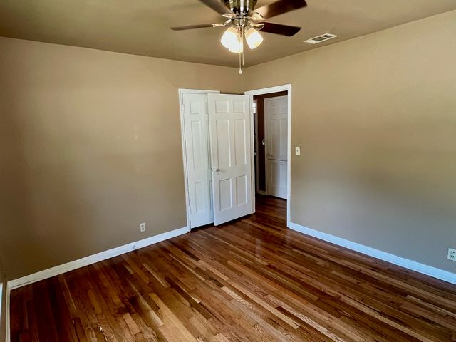 7412 Davenport Avenue, Fort Worth, TX 76116