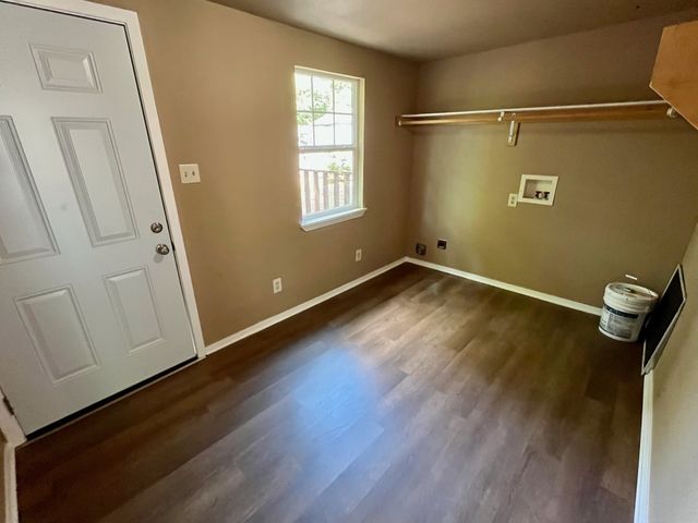 7412 Davenport Avenue, Fort Worth, TX 76116