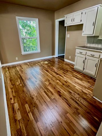 7412 Davenport Avenue, Fort Worth, TX 76116