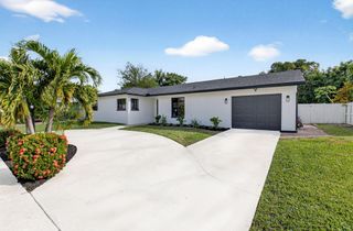 10151 Windtree Lane N, Boca Raton, FL 33428