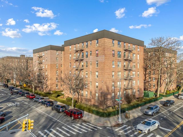 2285 Bragg St Apt 2H, New York City, NY 11229