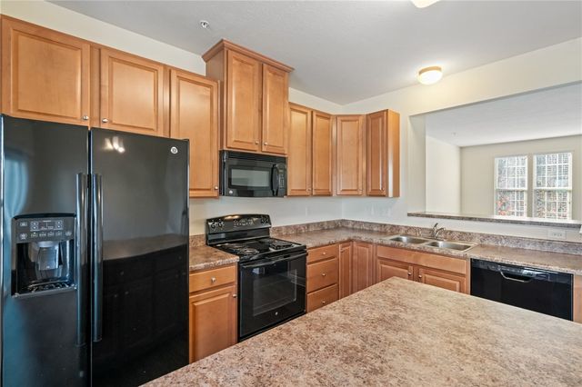 1966 Georgetown Drive, Franklin Park, PA 15143