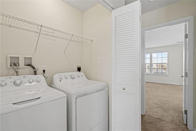 1966 Georgetown Drive, Franklin Park, PA 15143