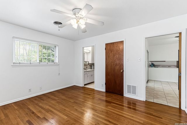 4406 Hall Park Dr, San Antonio, TX 78218