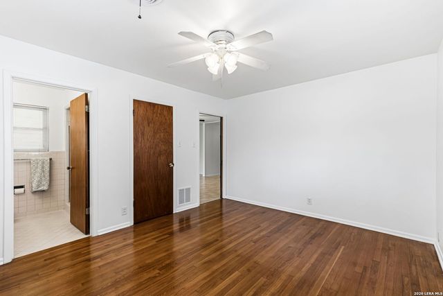 4406 Hall Park Dr, San Antonio, TX 78218