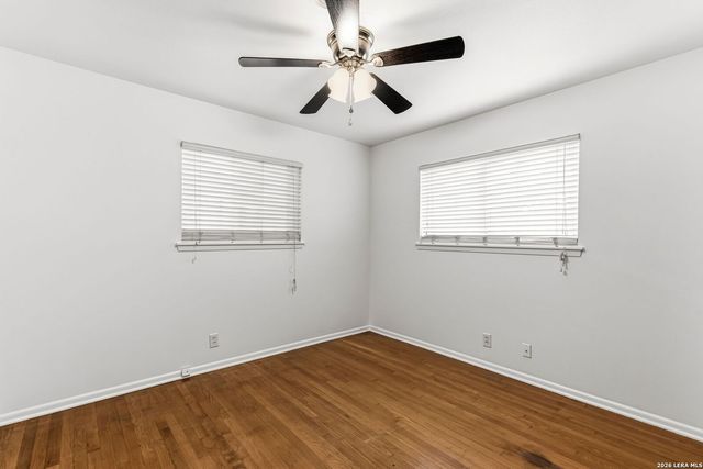 4406 Hall Park Dr, San Antonio, TX 78218