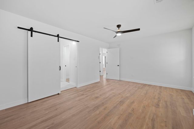 1281 HEATHCLIFF DR, Memphis, TN 38134