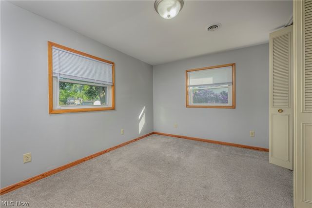 804 4th Street SE, New Philadelphia, OH 44663