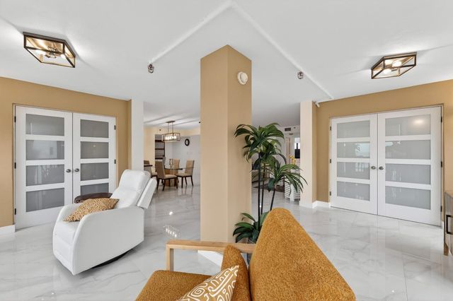 19800 Sandpointe Bay Drive 607, Tequesta, FL 33469