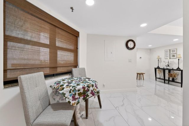 19800 Sandpointe Bay Drive 607, Tequesta, FL 33469