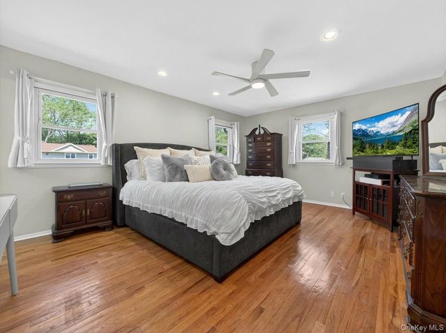 6 Wilton Circle, New City, NY 10956