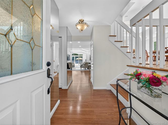 6 Wilton Circle, New City, NY 10956