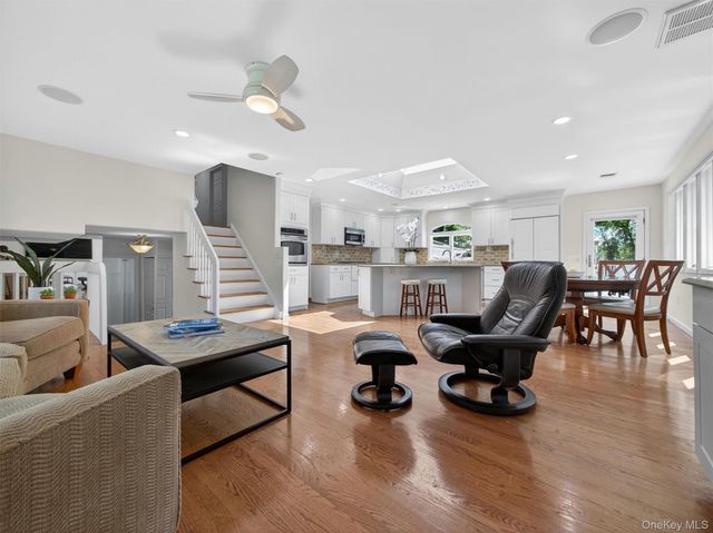 6 Wilton Circle, New City, NY 10956