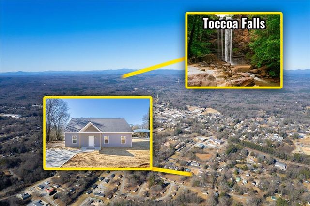 30 Moore Avenue, Toccoa, GA 30577