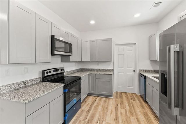 30 Moore Avenue, Toccoa, GA 30577