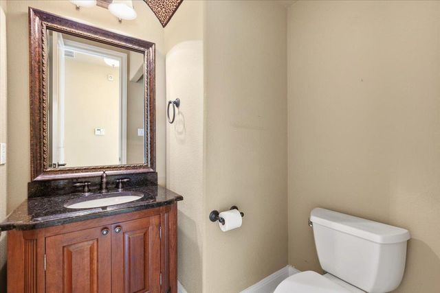 111 Whitley DR, Austin, TX 78738