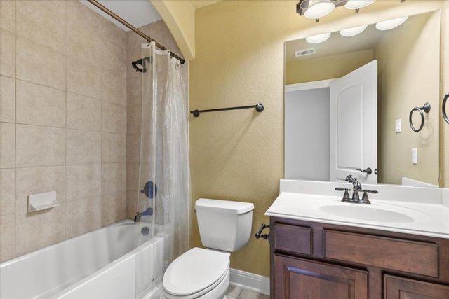 111 Whitley DR, Austin, TX 78738