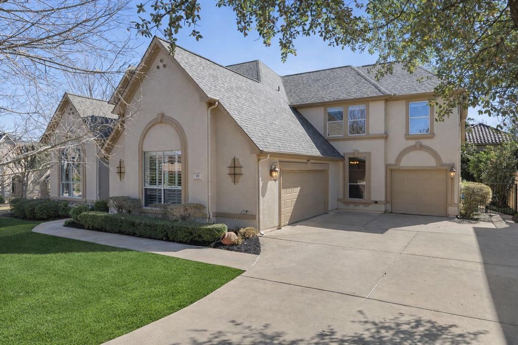 111 Whitley DR, Austin, TX 78738