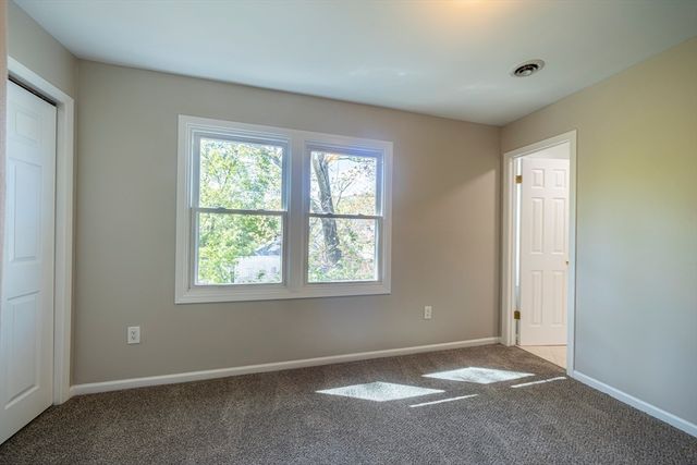 357 Boylston 3, Lowell, MA 01852