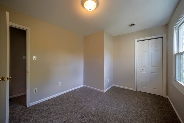 357 Boylston 3, Lowell, MA 01852