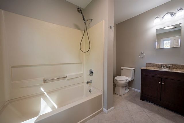 357 Boylston 3, Lowell, MA 01852
