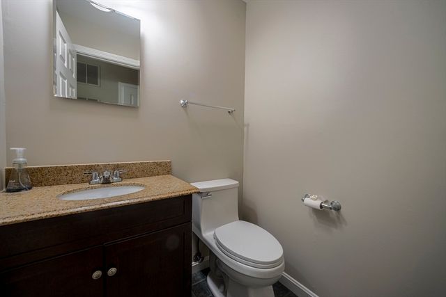 357 Boylston 3, Lowell, MA 01852