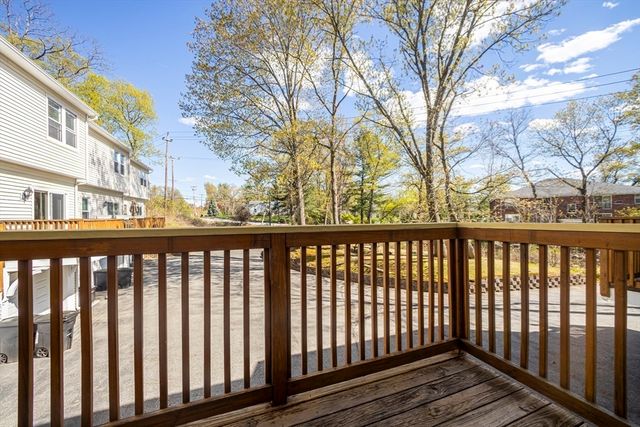 357 Boylston 3, Lowell, MA 01852