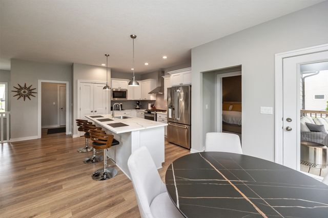 16004 Plum Drive, Urbandale, IA 50323