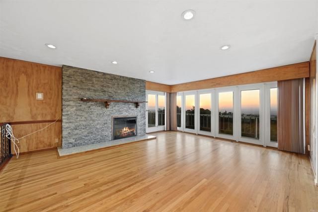 2166 Camino Cantera, Vista, CA 92084