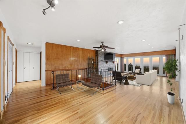 2166 Camino Cantera, Vista, CA 92084