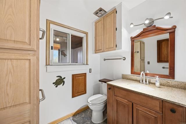 2166 Camino Cantera, Vista, CA 92084