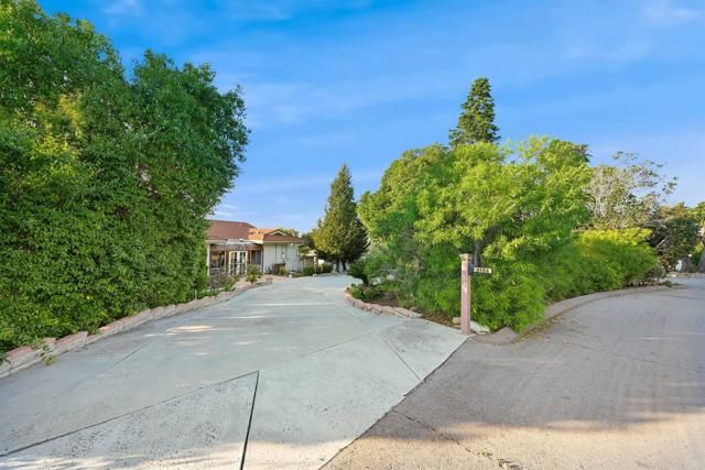 2166 Camino Cantera, Vista, CA 92084