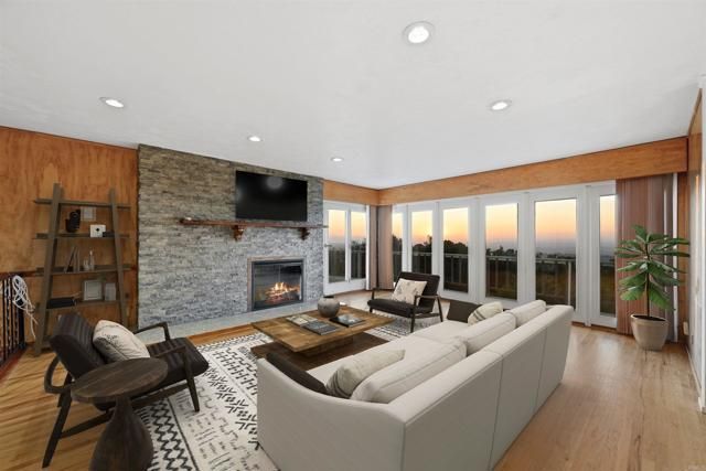 2166 Camino Cantera, Vista, CA 92084