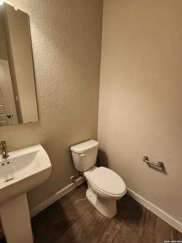 319 CREEKSIDE CURV, New Braunfels, TX 78130