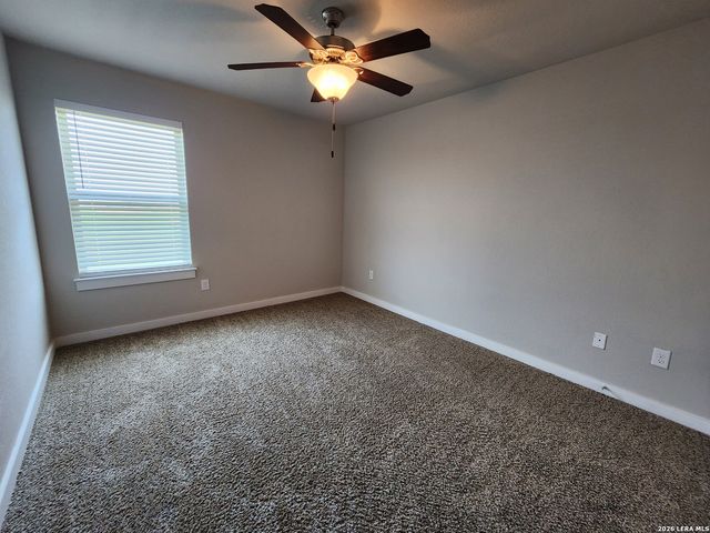 319 CREEKSIDE CURV, New Braunfels, TX 78130