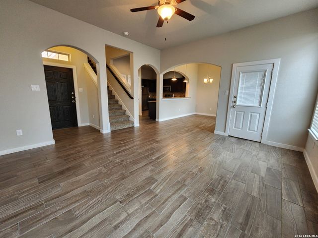 319 CREEKSIDE CURV, New Braunfels, TX 78130